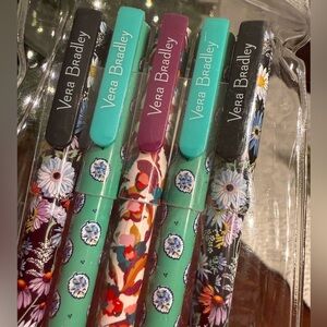 NWT! Vera Bradley gel pen set of 5. Brand new.